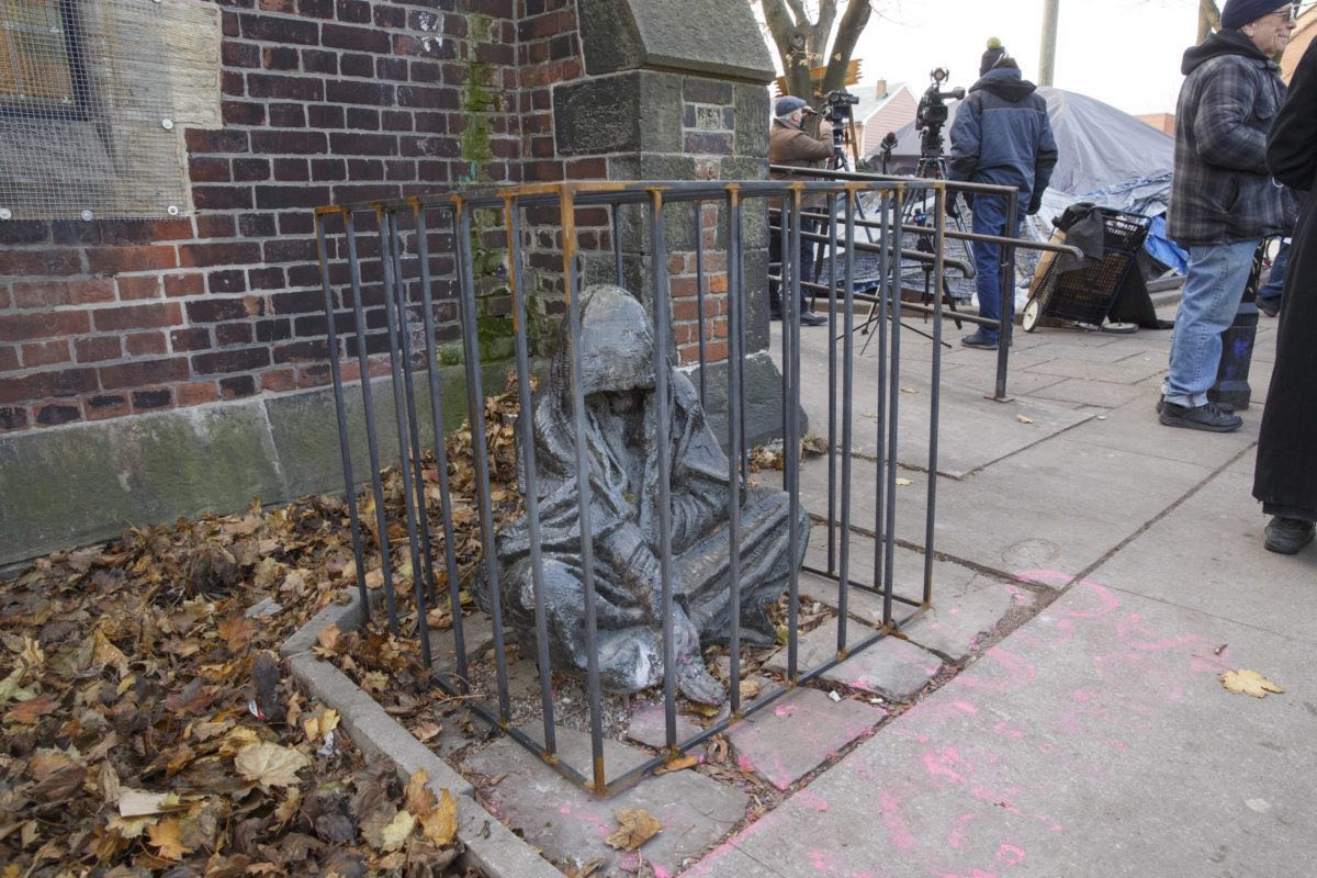 Jesus Statue Caged To Protest Criminalization Of Homelessness The   20221208 005 Scaled E1670594284391 